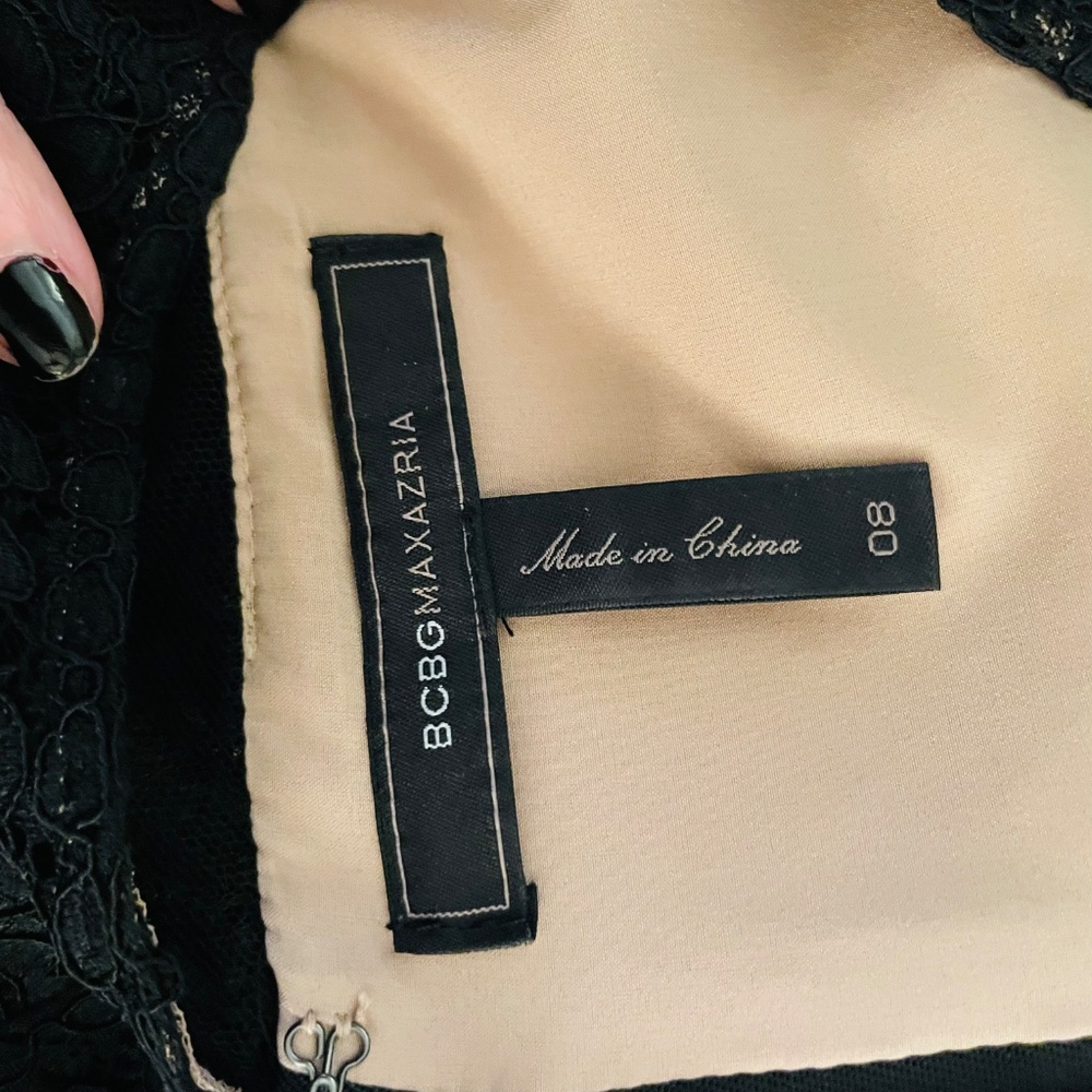 Elegant Black Lace Evening Dress - Picture 4 of 14